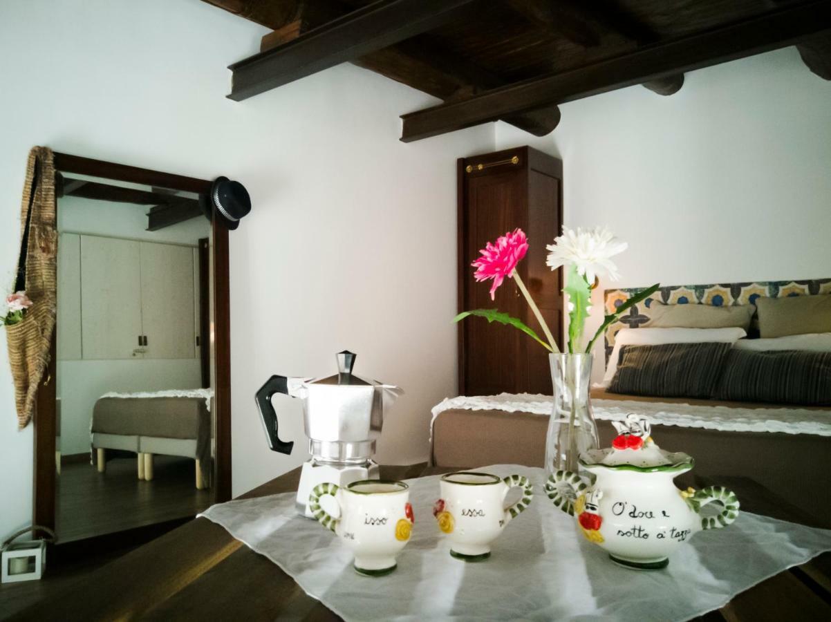 Casa Vacanza Il Sole Di Napoli ภายนอก รูปภาพ